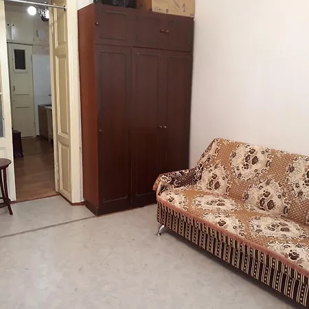On Nezhinskaya Апартаменты